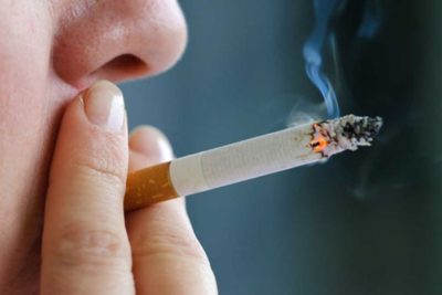 Hiểm họa của nghiện thuốc lá chính là nguy cơ đột quỵ